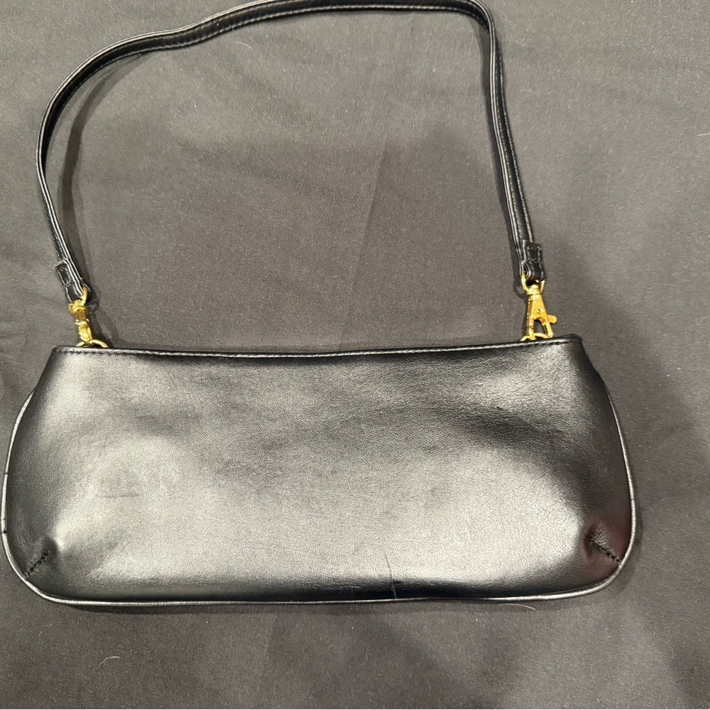 The FIND Black Leather Shoulder Bag NWOT - Picture 3 of 14
